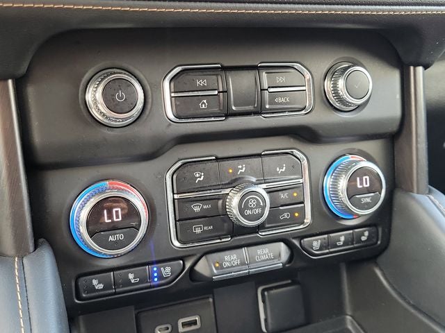 2022 GMC Yukon AT4