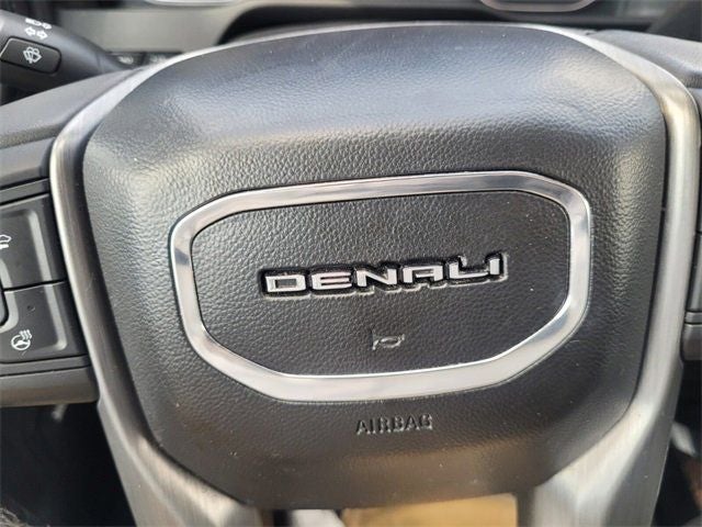 2023 GMC Sierra 2500HD Denali