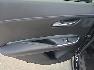 2022 Cadillac XT4 Premium Luxury