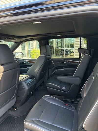 2024 Cadillac Escalade ESV Premium