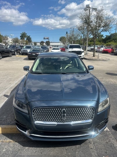 2018 Lincoln Continental Premiere