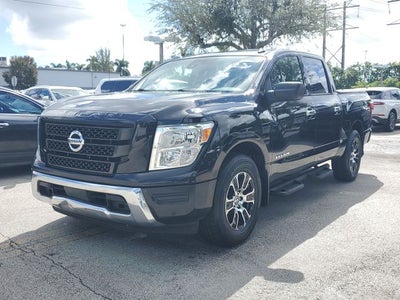 2021 Nissan Titan SV