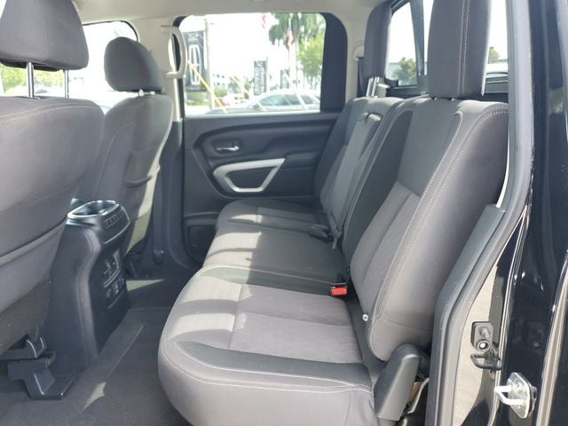 2021 Nissan Titan SV