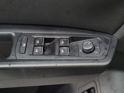 2019 Volkswagen Atlas 3.6L V6 SEL R-Line R-Line