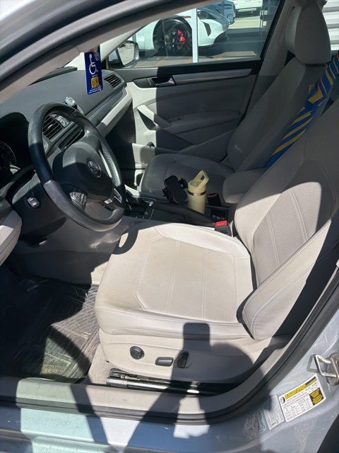 2015 Volkswagen Passat 1.8T S