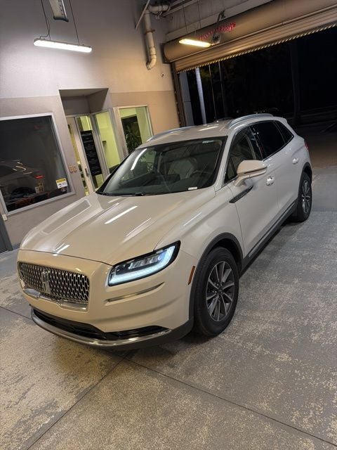 2022 Lincoln Nautilus Standard