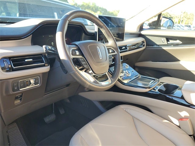 2022 Lincoln Nautilus Standard