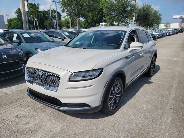 2022 Lincoln Nautilus Standard