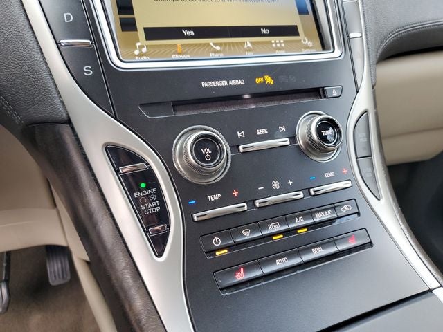 2019 Lincoln Nautilus Select