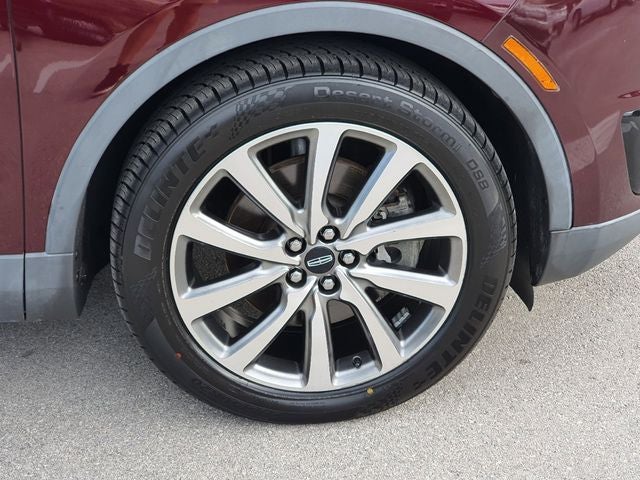 2019 Lincoln Nautilus Select
