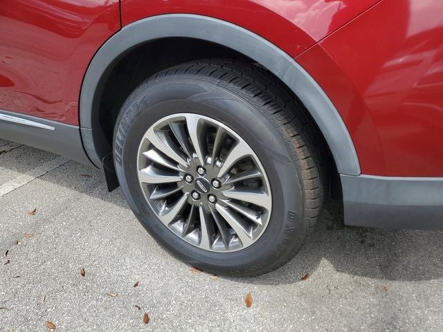 2019 Lincoln Nautilus Select