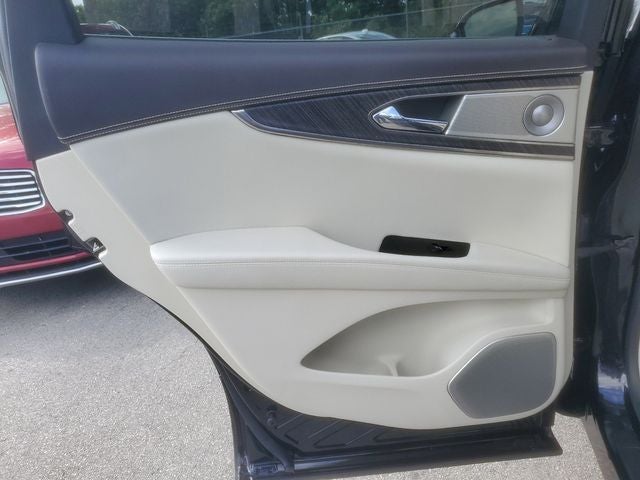 2019 Lincoln Nautilus Black Label