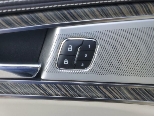 2019 Lincoln Nautilus Black Label