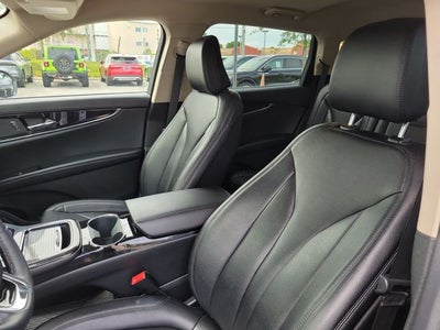 2023 Lincoln Nautilus Standard