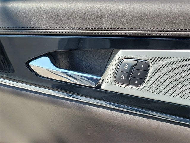 2023 Lincoln Nautilus Black Label