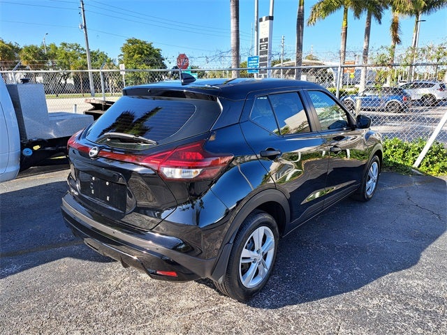2024 Nissan Kicks S