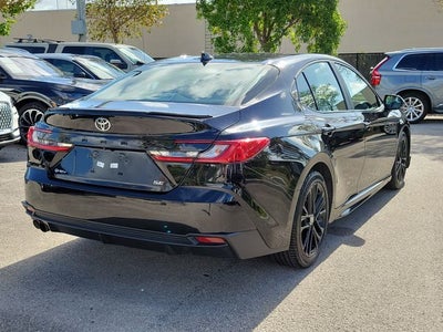 2025 Toyota Camry SE