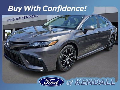 2022 Toyota Camry SE