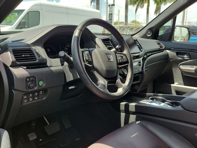 2025 Honda Ridgeline Black Edition