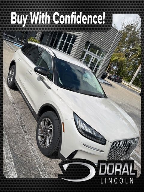 2023 Lincoln Corsair Standard
