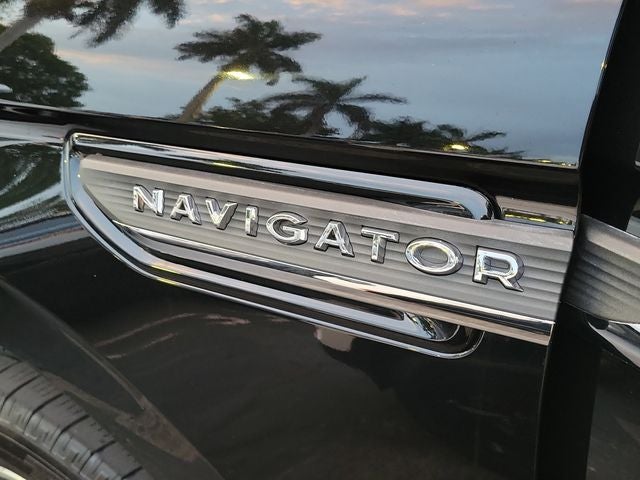 2024 Lincoln Navigator Premiere