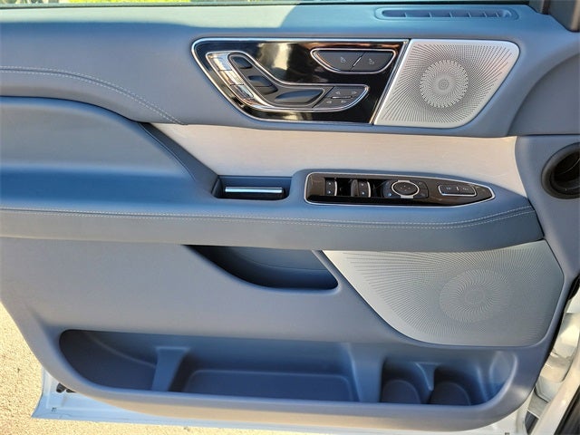 2024 Lincoln Navigator Black Label