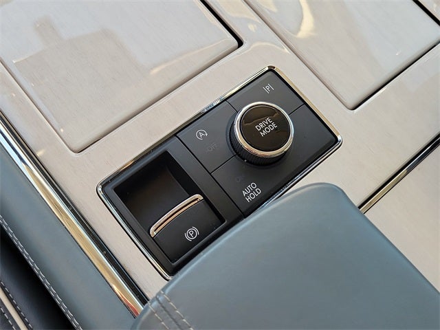 2024 Lincoln Navigator Black Label