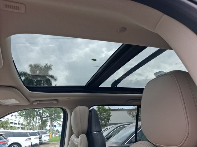 2023 Lincoln Navigator L Reserve