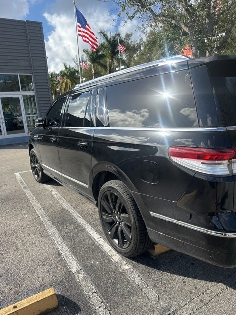 2022 Lincoln Navigator L Reserve