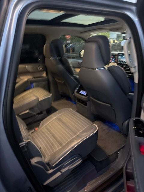 2022 Lincoln Navigator L Black Label