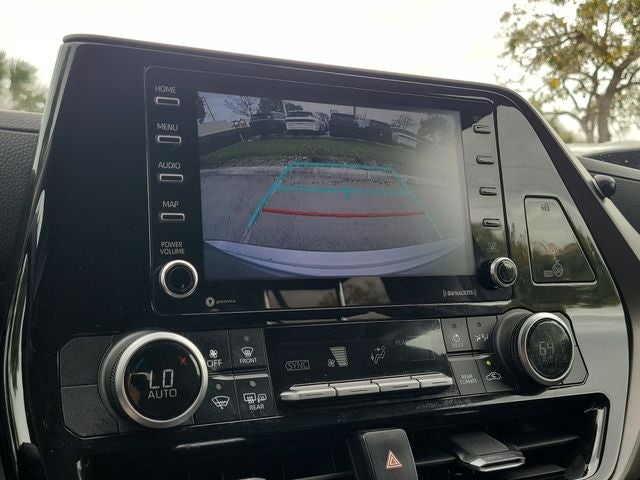 2021 Toyota Highlander L