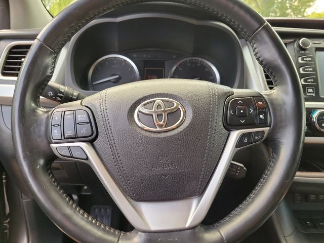 2017 Toyota Highlander Limited Platinum
