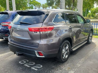 2017 Toyota Highlander Limited Platinum