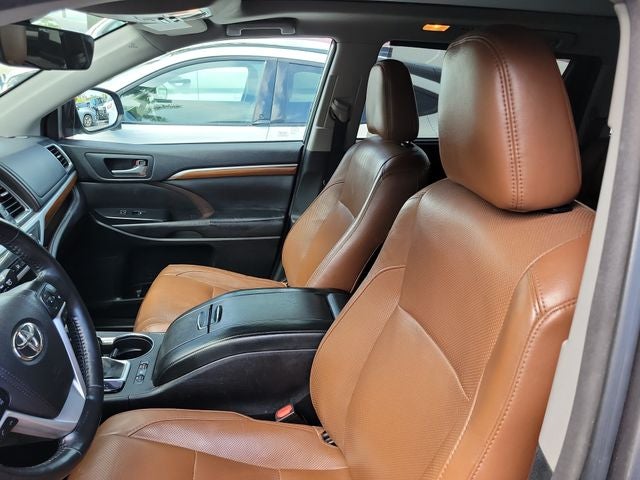 2017 Toyota Highlander Limited Platinum