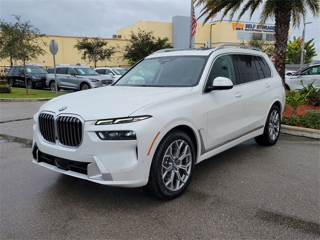 2023 BMW X7 xDrive40i