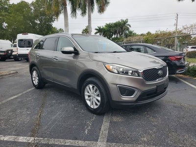 2017 Kia Sorento LX