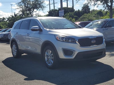 2018 Kia Sorento LX