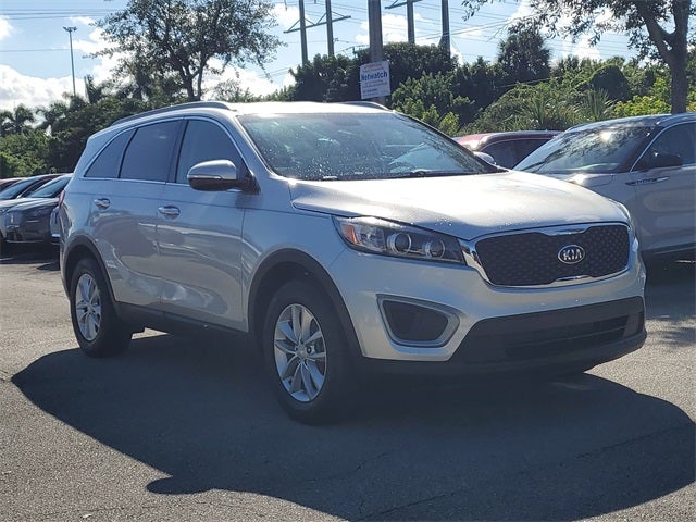 2018 Kia Sorento LX