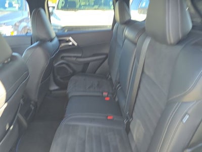 2023 Mitsubishi Outlander PHEV SE