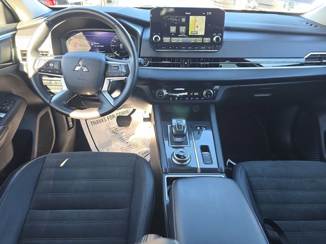 2023 Mitsubishi Outlander PHEV SE