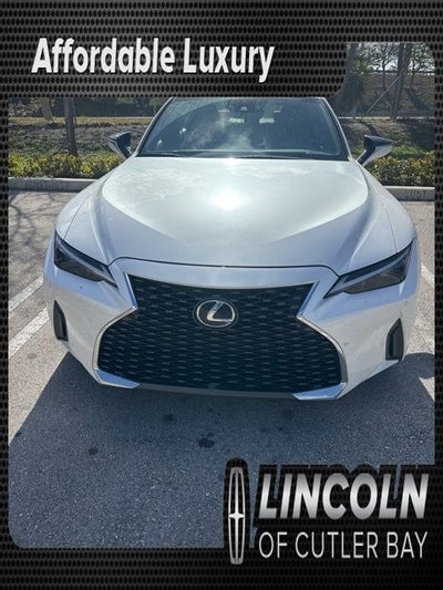 2021 Lexus IS 300
