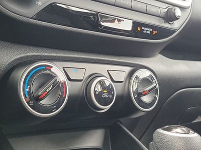 2022 Hyundai Venue SE