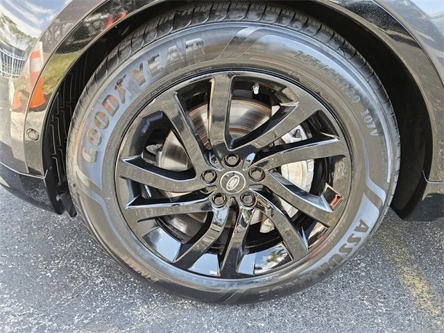 2020 Land Rover Discovery Landmark Edition