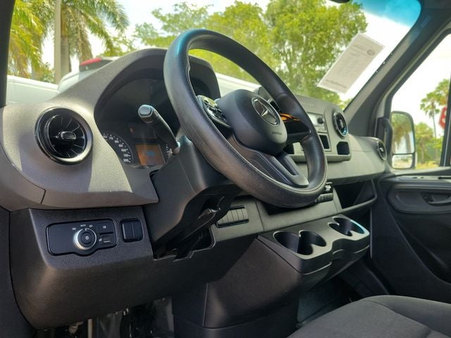 2023 Mercedes-Benz Sprinter 2500 Cargo 170 WB High Roof