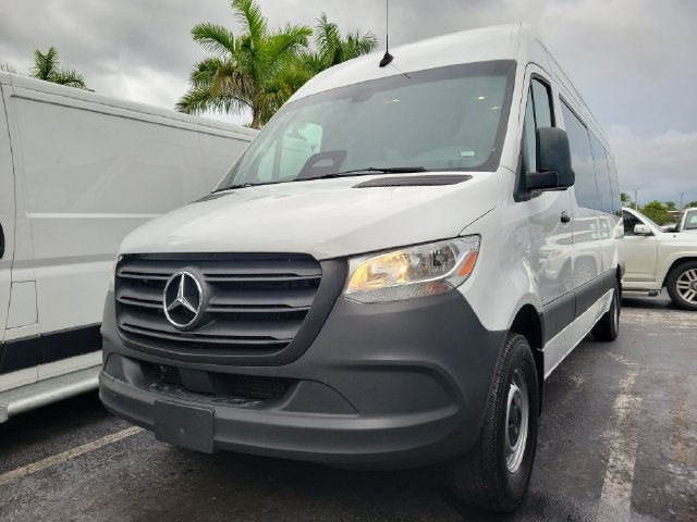 2025 Mercedes-Benz Sprinter 2500 Passenger 170 WB High Roof