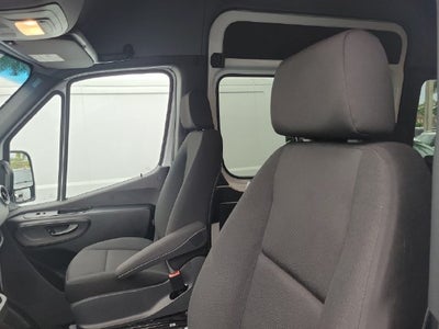2025 Mercedes-Benz Sprinter 2500 Passenger 170 WB High Roof