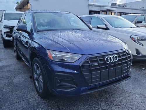 2025 Audi Q5 40 Premium quattro