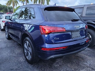 2025 Audi Q5 40 Premium quattro