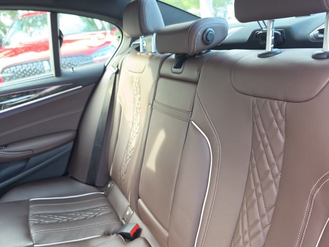 2023 BMW 5 Series M550i xDrive
