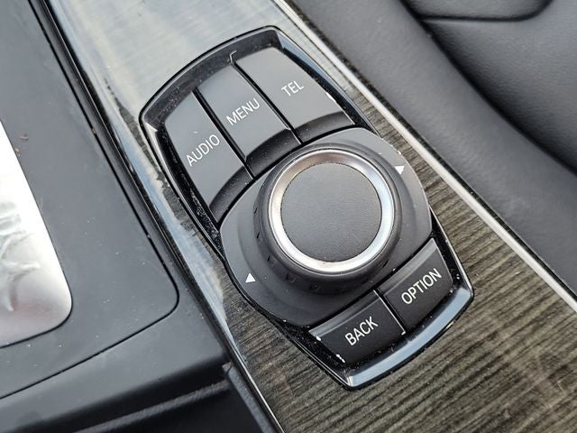 2017 BMW 3 Series 320i